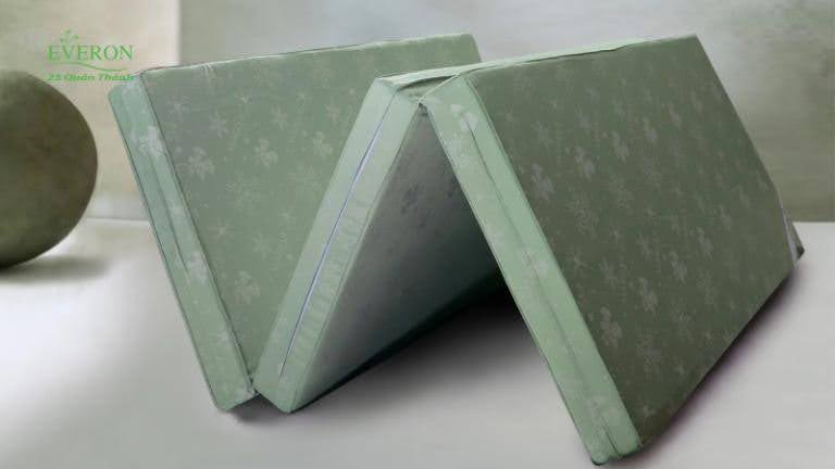 Đệm bông ép Everon